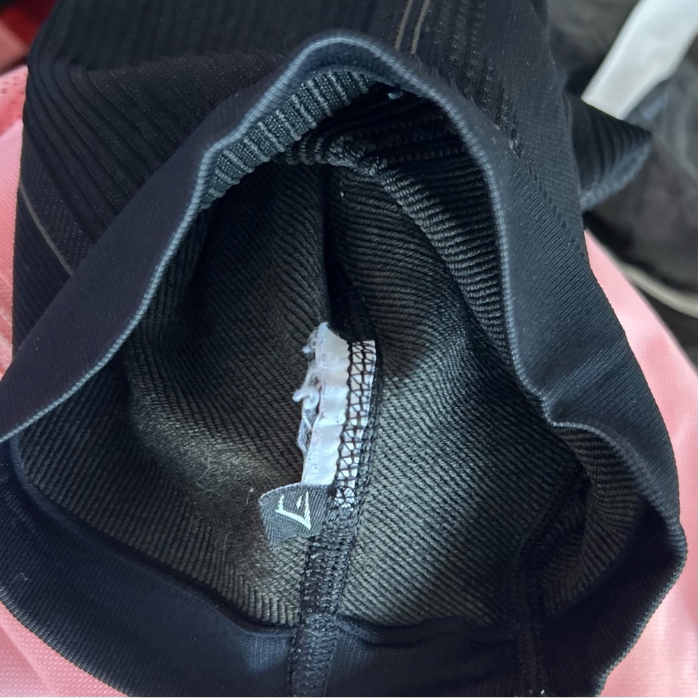 Gymshark Black High-Waist Seamless Bike Shorts - Picture 4 of 4